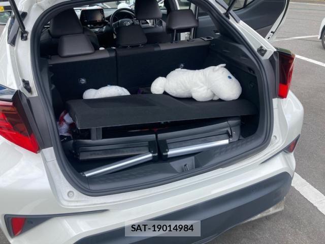 Toyota C-HR 2021-03 8335207-17