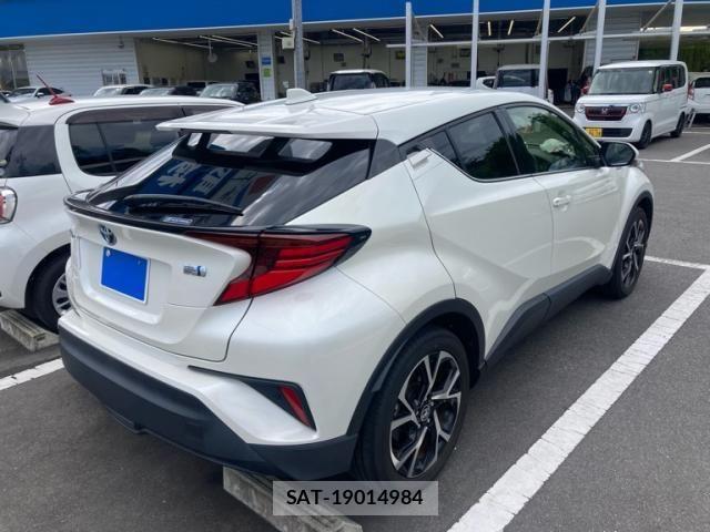Toyota C-HR 2021-03 8335207-3