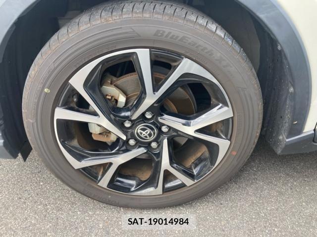 Toyota C-HR 2021-03 8335207-4