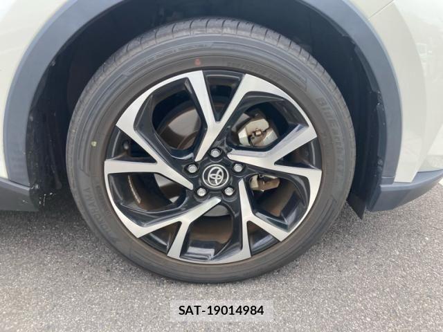 Toyota C-HR 2021-03 8335207-6