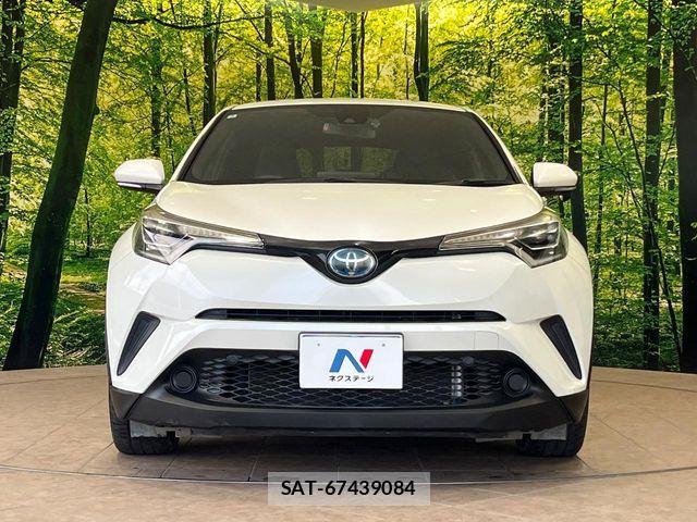 Toyota C-HR 2018-06 8335216-13