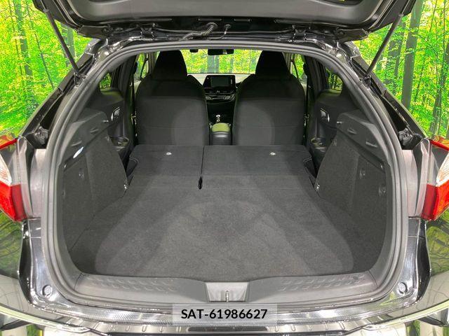 Toyota C-HR 2017-05 8335213-10