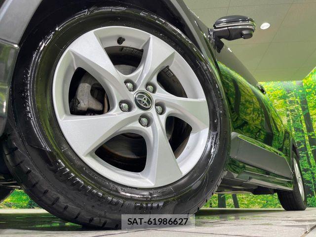 Toyota C-HR 2017-05 8335213-12