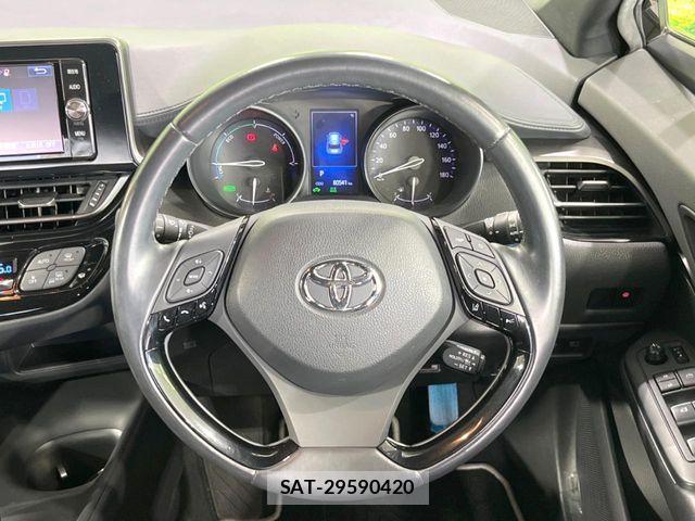 Toyota C-HR 2017-11 8334465-10