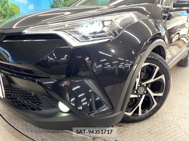 Toyota C-HR 2017-05 8335211-11