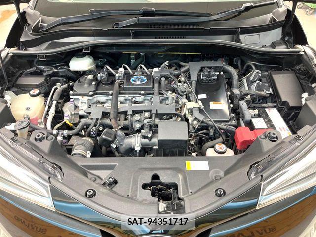 Toyota C-HR 2017-05 8335211-17