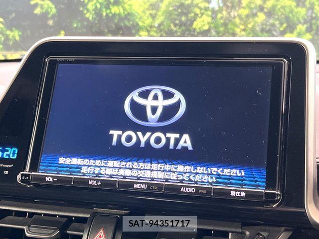Toyota C-HR 2017-05 8335211-2
