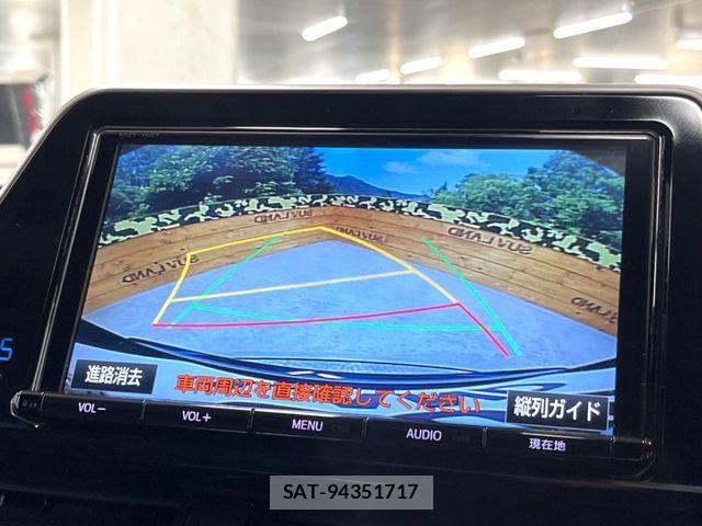 Toyota C-HR 2017-05 8335211-3