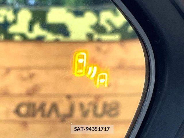 Toyota C-HR 2017-05 8335211-6