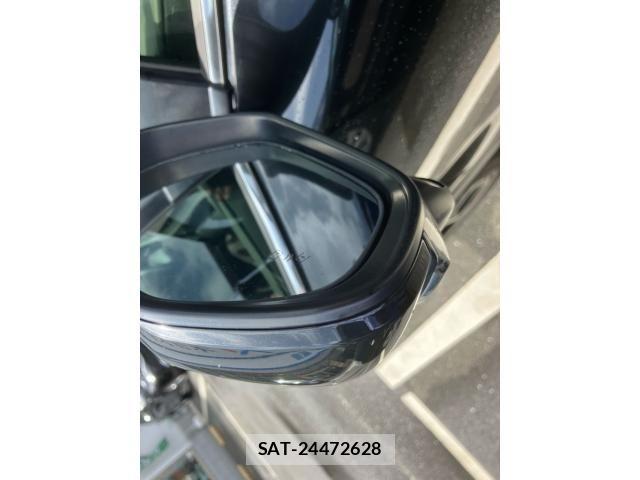 Toyota C-HR 2017-12 8354126-10