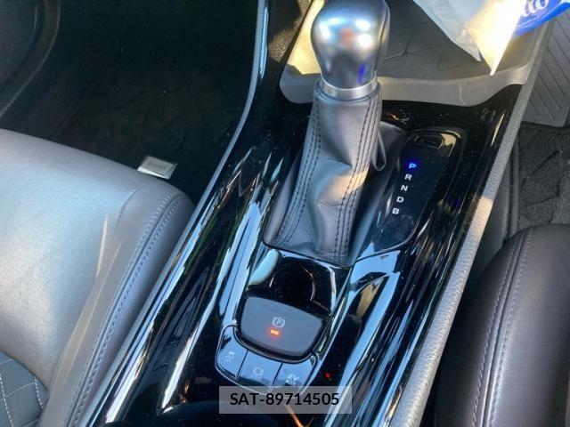 Toyota C-HR 2019-12 8354124-18