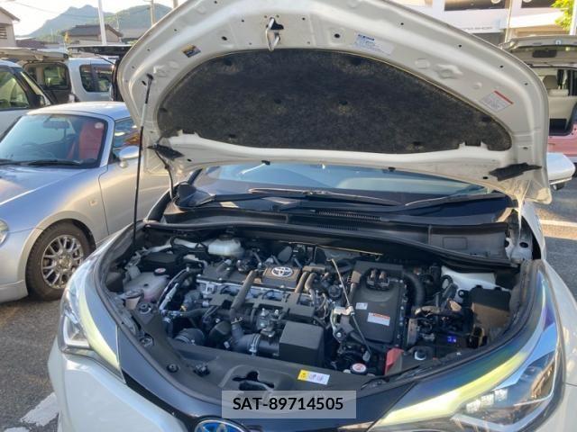 Toyota C-HR 2019-12 8354124-28