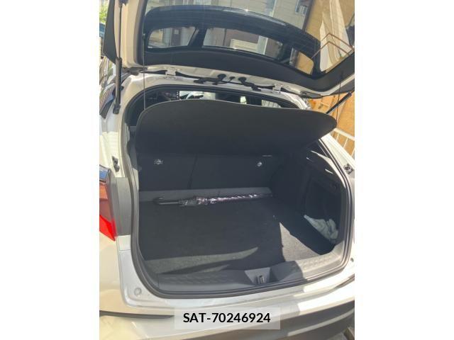 Toyota C-HR 2022-09 8365120-9