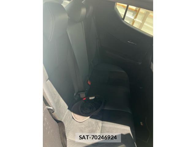Toyota C-HR 2022-09 8365120-10