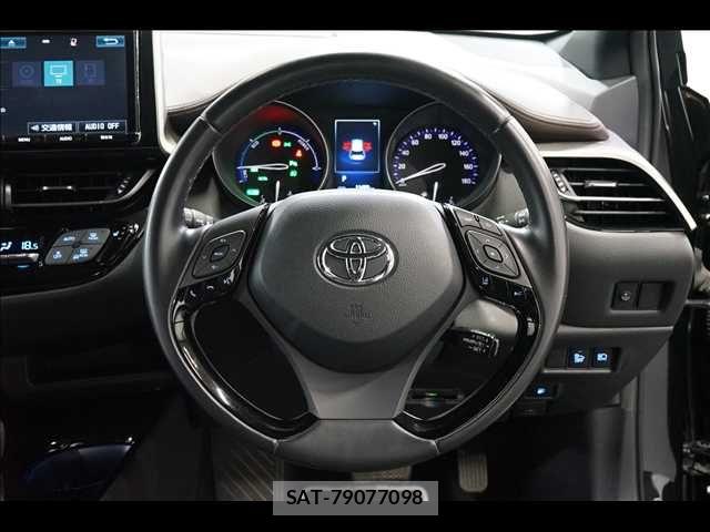 Toyota C-HR 2018-04 8365124-9
