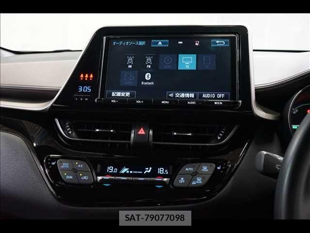 Toyota C-HR 2018-04 8365124-10