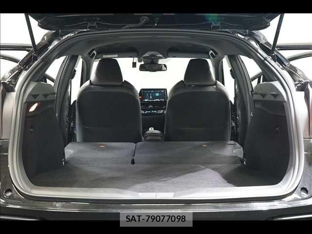 Toyota C-HR 2018-04 8365124-18