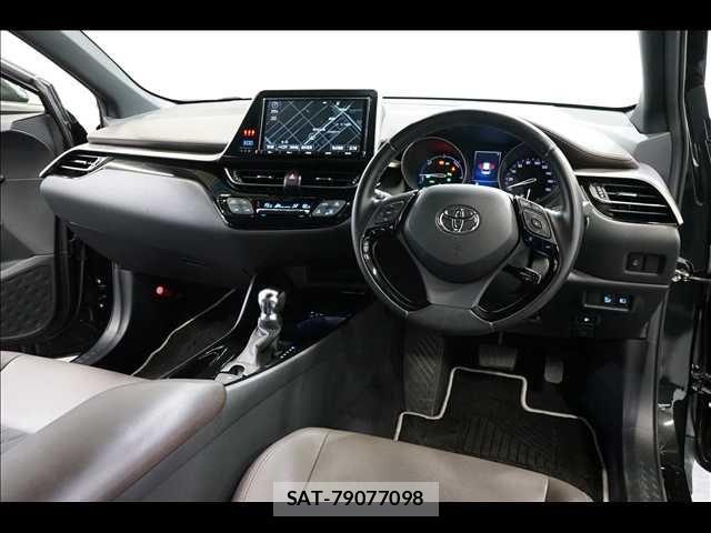 Toyota C-HR 2018-04 8365124-1