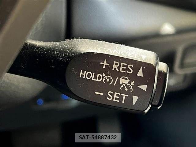 Toyota C-HR 2019-11 8365121-21