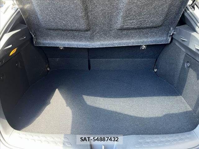 Toyota C-HR 2019-11 8365121-7