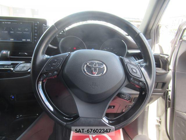 Toyota C-HR 2018-10 8365128-15