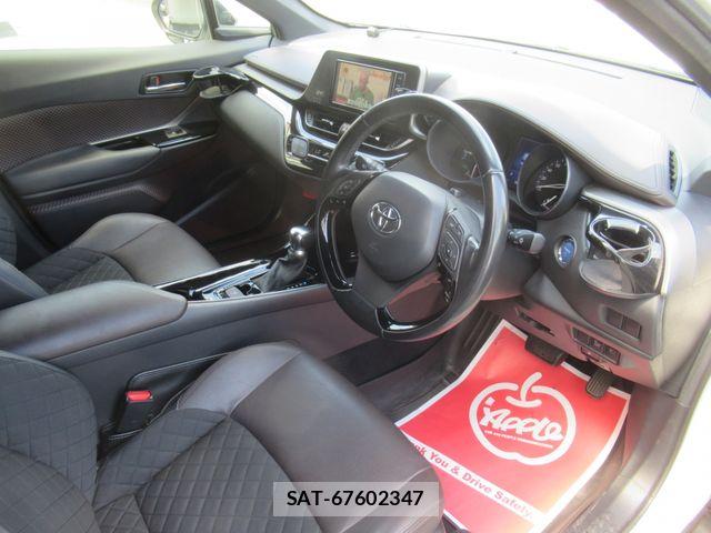 Toyota C-HR 2018-10 8365128-5