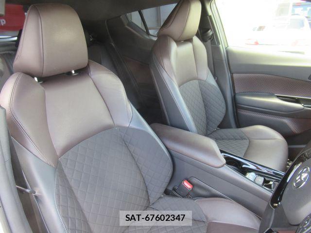 Toyota C-HR 2018-10 8365128-6