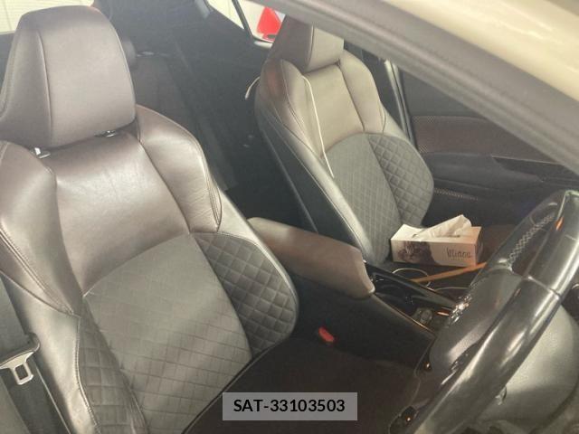 Toyota C-HR 2018-07 8365127-11