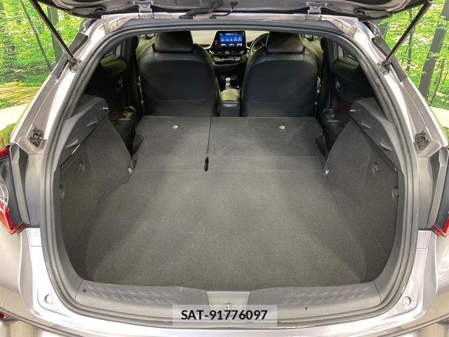 Toyota C-HR 2018-11 8365125-9