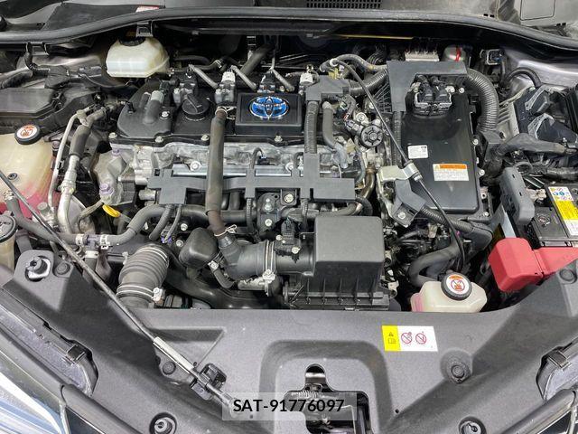 Toyota C-HR 2018-11 8365125-17