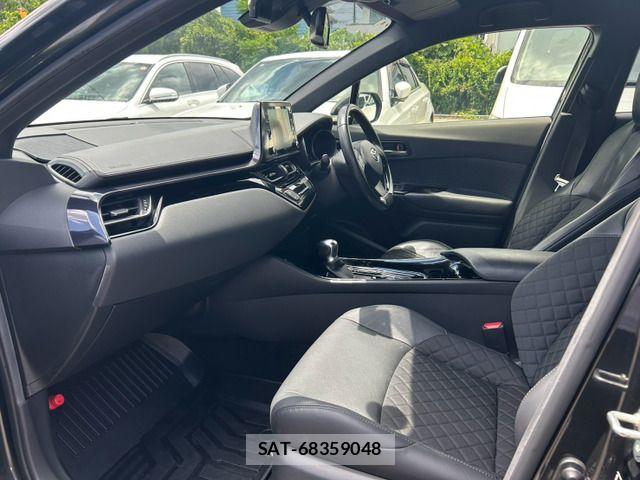 Toyota C-HR 2022-04 8365122-11