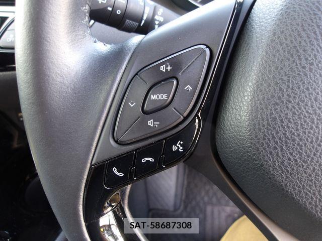 Toyota C-HR 2022-01 8365123-12