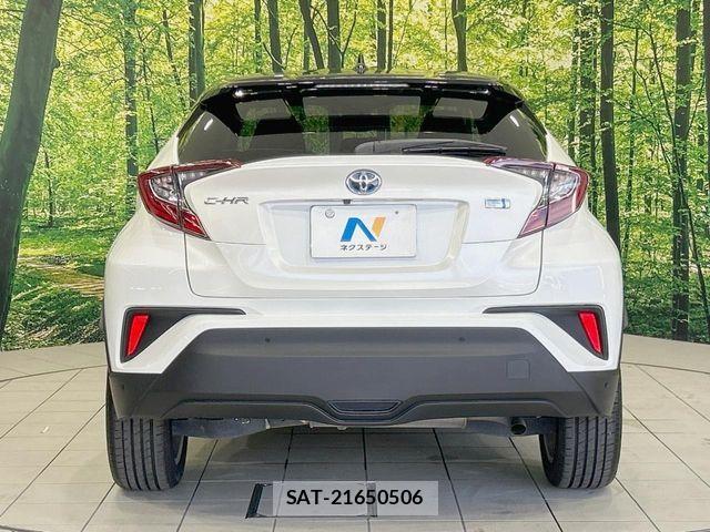 Toyota C-HR 2018-06 8365126-14