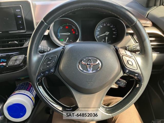 Toyota C-HR 2017-03 8365129-18