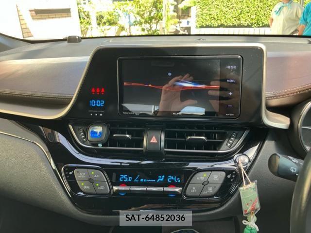 Toyota C-HR 2017-03 8365129-19