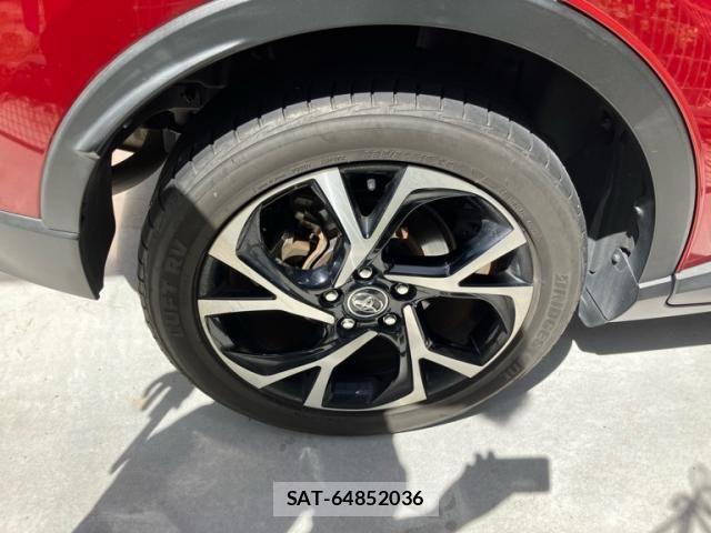 Toyota C-HR 2017-03 8365129-5