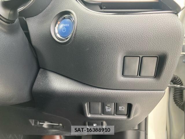 Toyota C-HR 2019-01 8371517-19