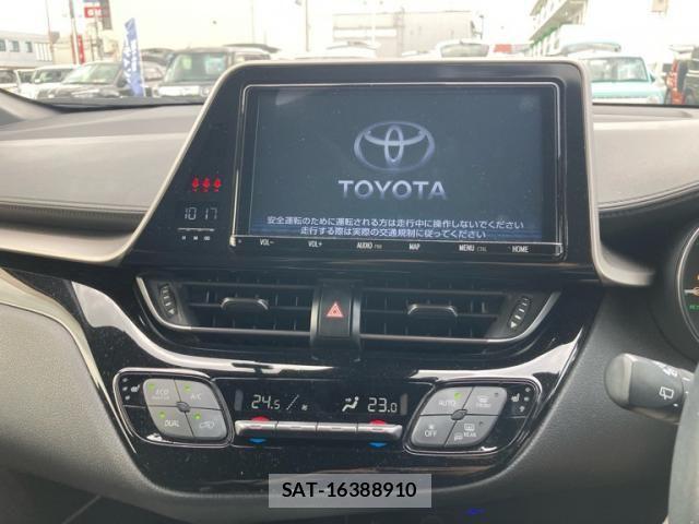 Toyota C-HR 2019-01 8371517-20