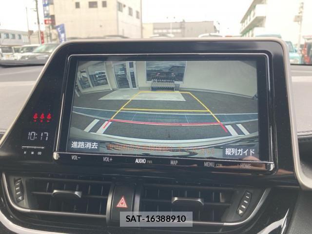 Toyota C-HR 2019-01 8371517-25