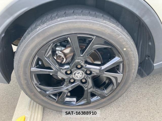 Toyota C-HR 2019-01 8371517-7