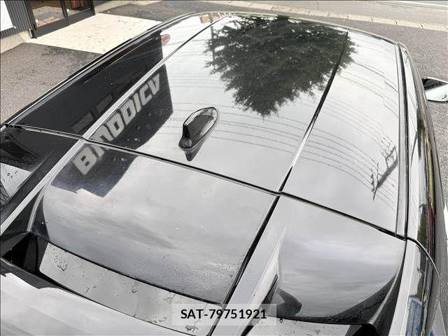 Toyota C-HR 2018-05 8371516-18
