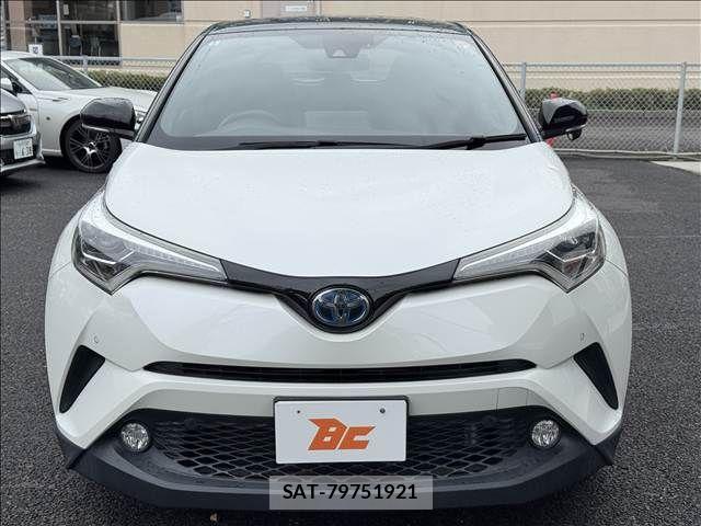 Toyota C-HR 2018-05 8371516-20