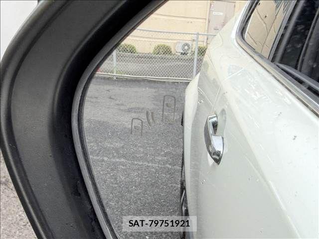 Toyota C-HR 2018-05 8371516-29