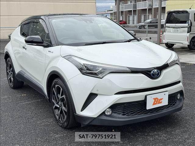 Toyota C-HR 2018-05 8371516-4