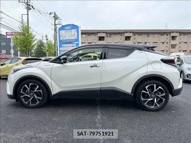 Toyota C-HR 2018-05 8371516-5