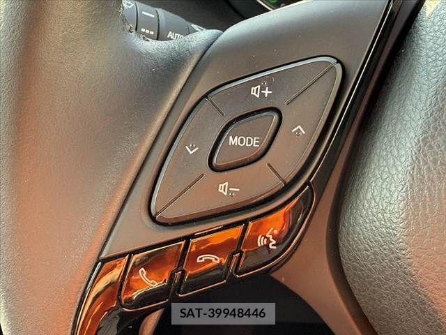 Toyota C-HR 2019-12 8411589-25