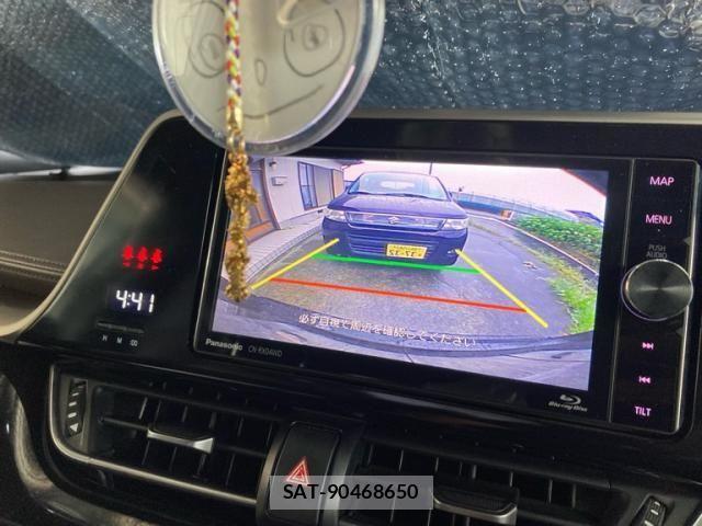 Toyota C-HR 2018-09 8411593-23