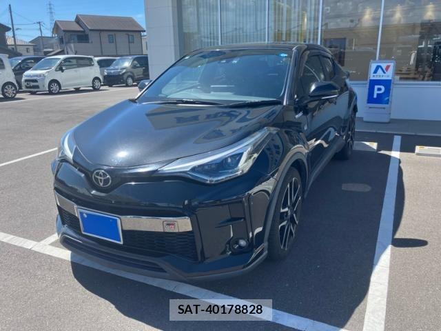 Toyota C-HR 2020-03 8411591-1