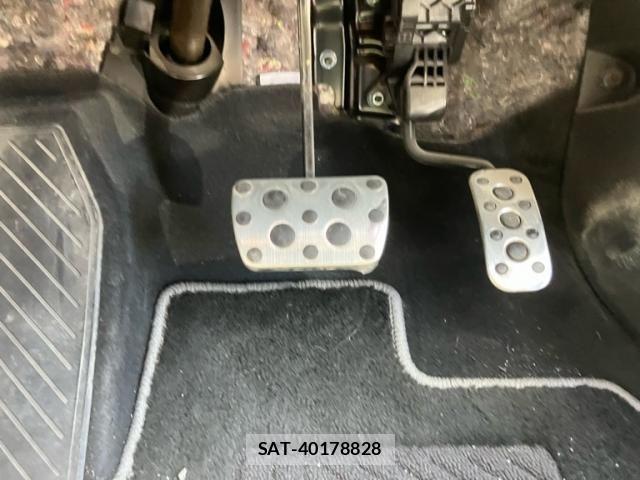 Toyota C-HR 2020-03 8411591-24