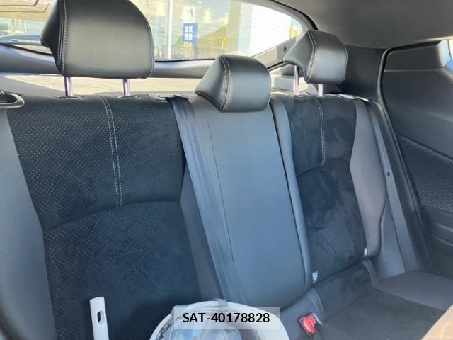 Toyota C-HR 2020-03 8411591-27